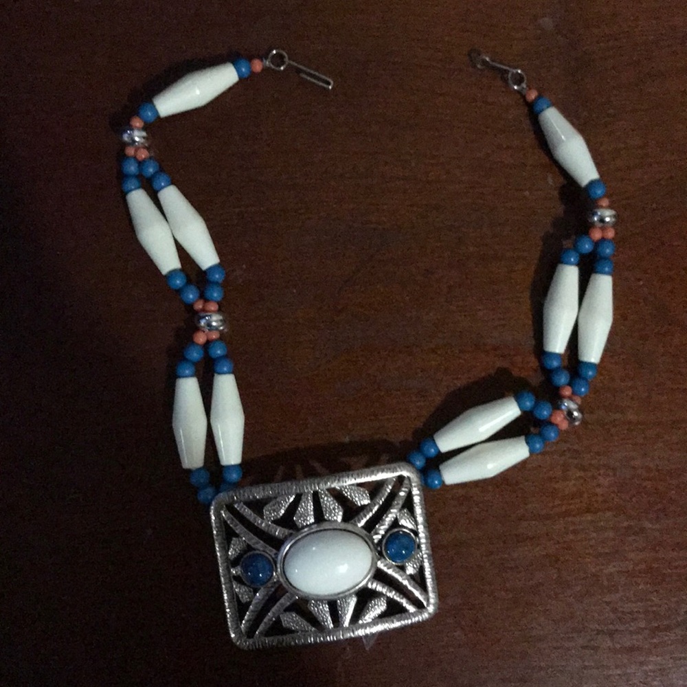 Native American style costume jewelry necklace